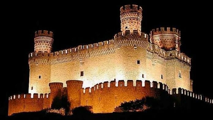 Talleres y visitas guiadas 2022 al Castillo de Manzanares El Real castillos de Madrid