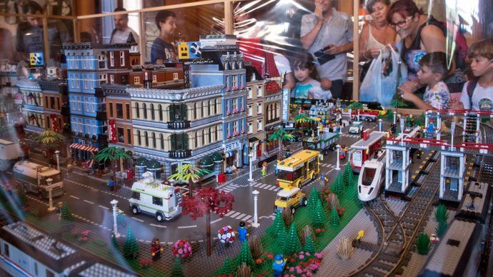 Federal Papá Querido Exposición de Playmobil y Lego en Barcelona - Qué Hacer con los Niños