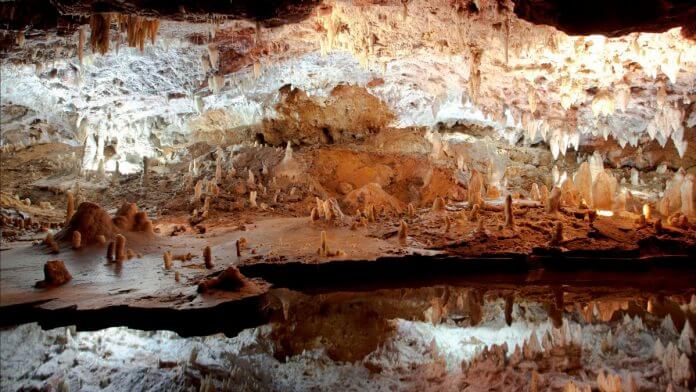 cuevas un mundo subterráneo
