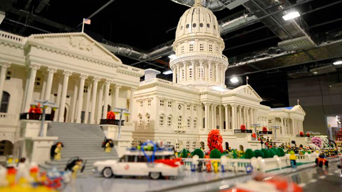 Reabre en Madrid exposición de Lego® QHN